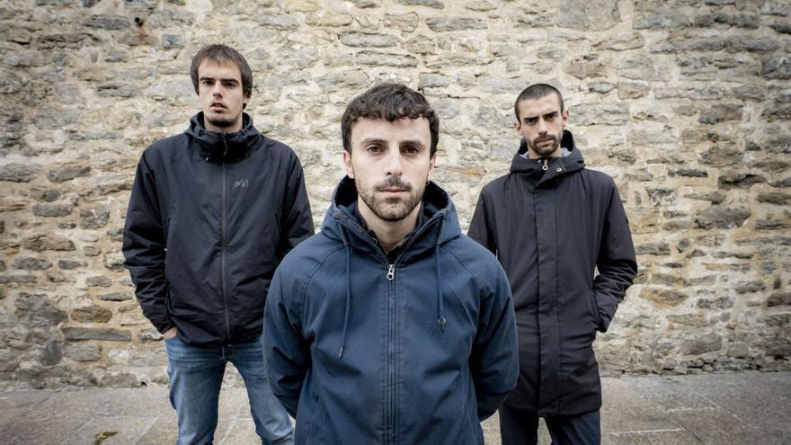 Makriba: de ensayar en un trastero a publicar su primer disco