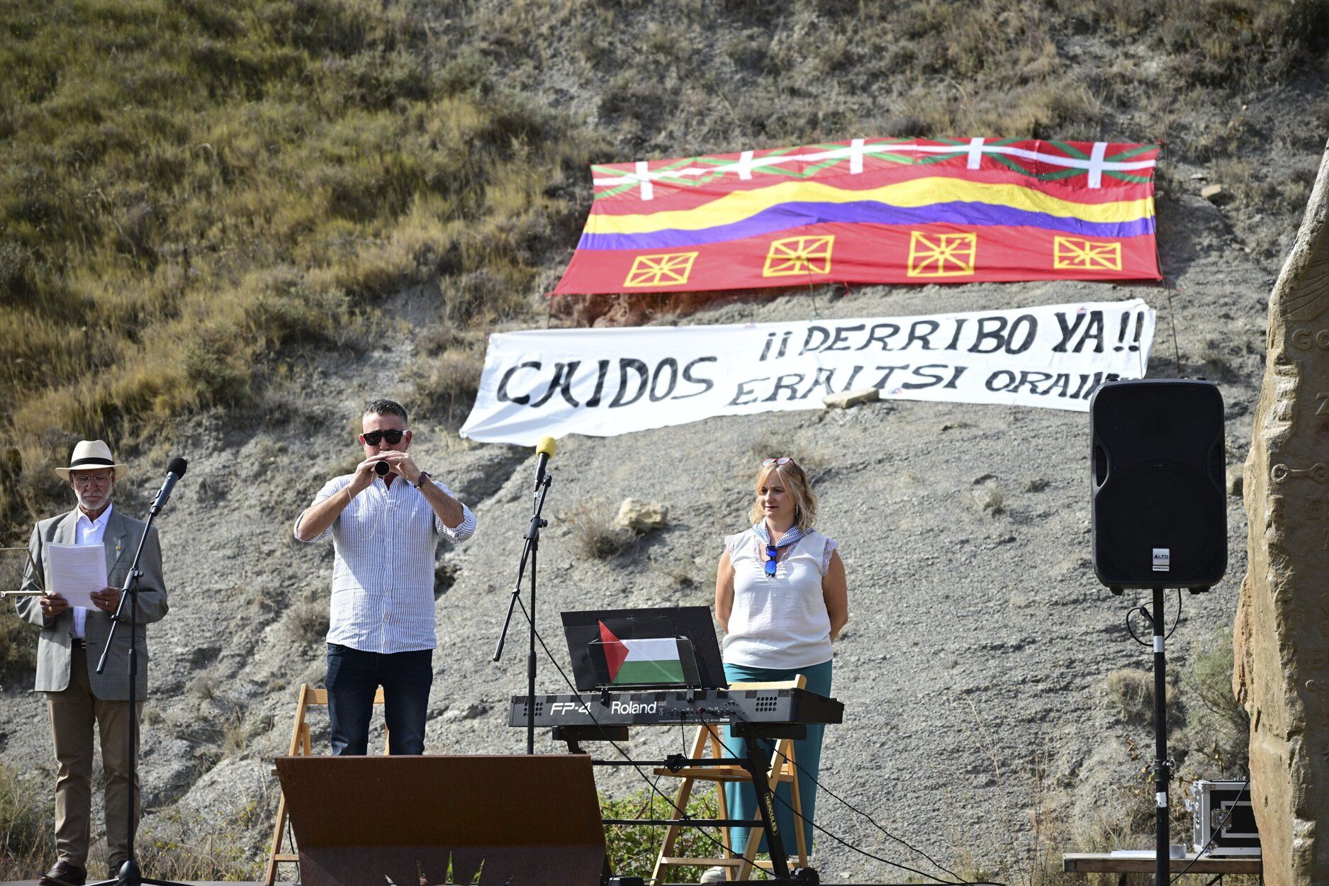 Fotos del homenaje en Ibero a las personas fusiladas durante el franquismo