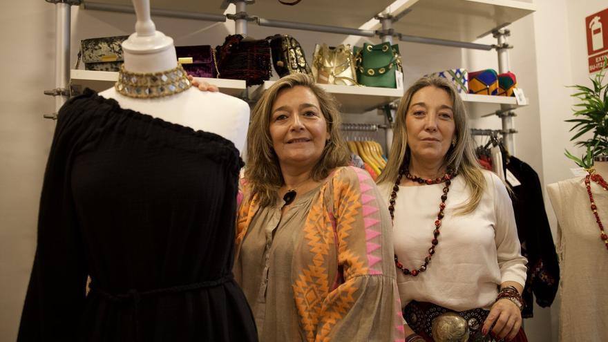 En imágenes: Dos hermanas unidas por su gusto por la moda