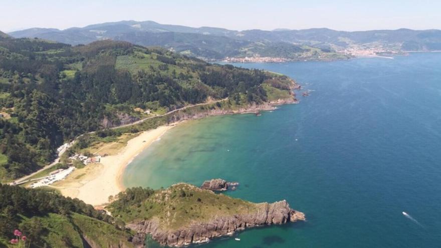 La ruta "con el paisaje más espectacular del Estado" está en Bizkaia, según la Revista Viajar