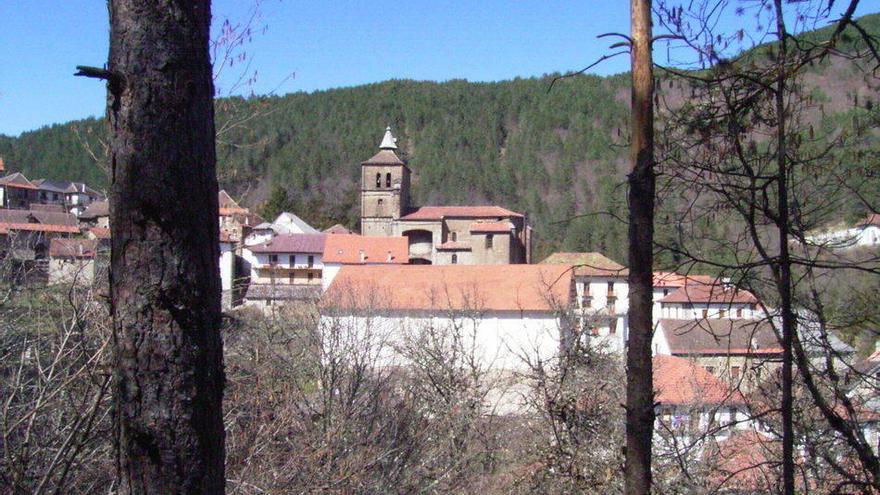 Bella estampa de la localidad de Uztárrroz, en el Valle del Roncal.