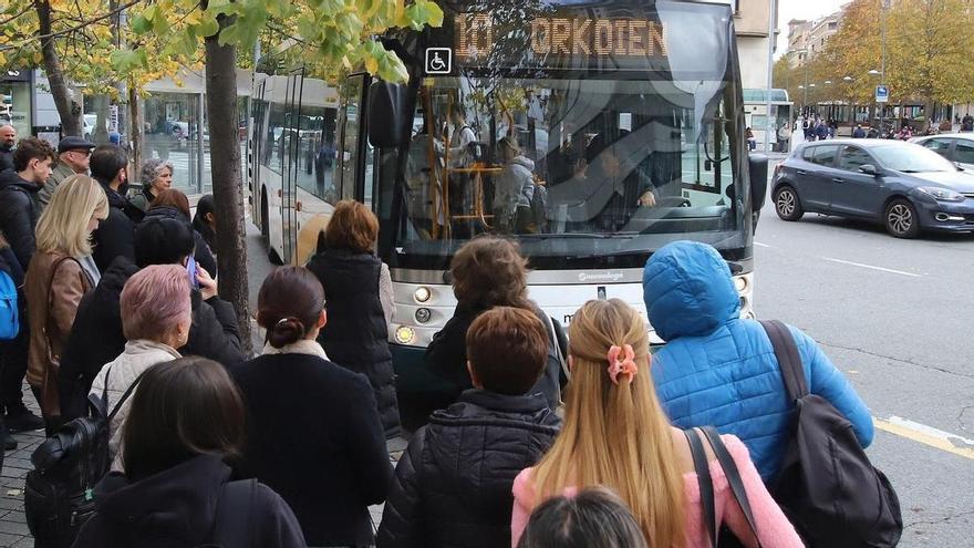 Comité de TCC: valoración &quot;muy positiva&quot; del seguimiento de los paros de villavesas este sábado