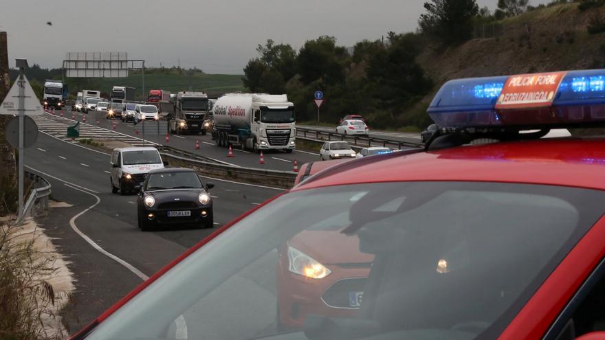 Herido un joven en una colisión entre un camión y un coche e
