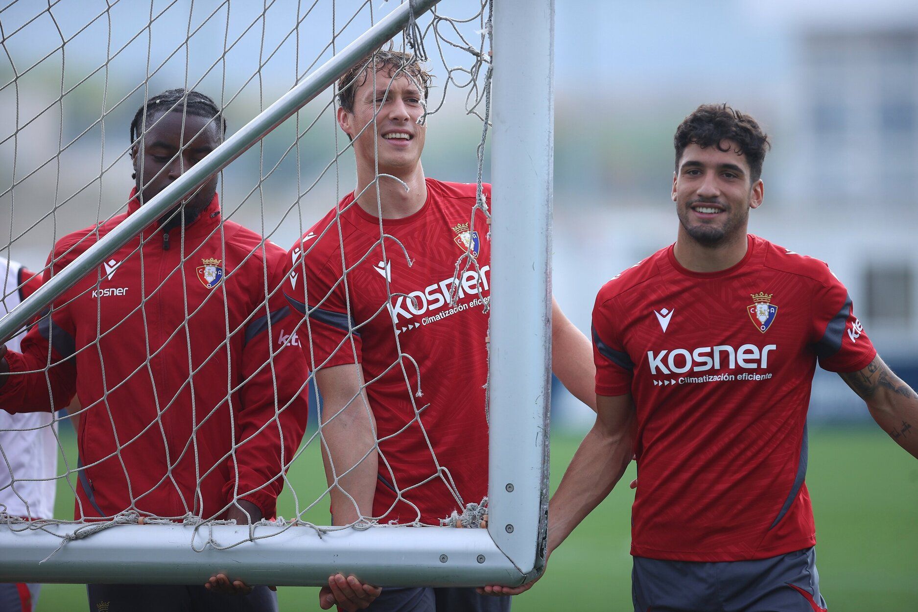 Fotos del entrenamiento de Osasuna (16/10/2025)