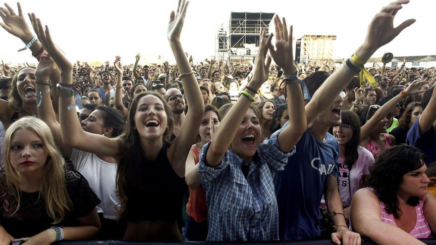 La oferta de trabajo soñada por muchos: 1.000 euros por una semana yendo a festivales
