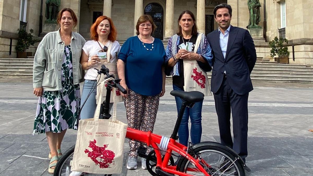 María Teresa Menoyo, Silvina Vicente Zorzoli e Iratxe Martínez sumaron más de 2.000 viajes durante pasado año 2024