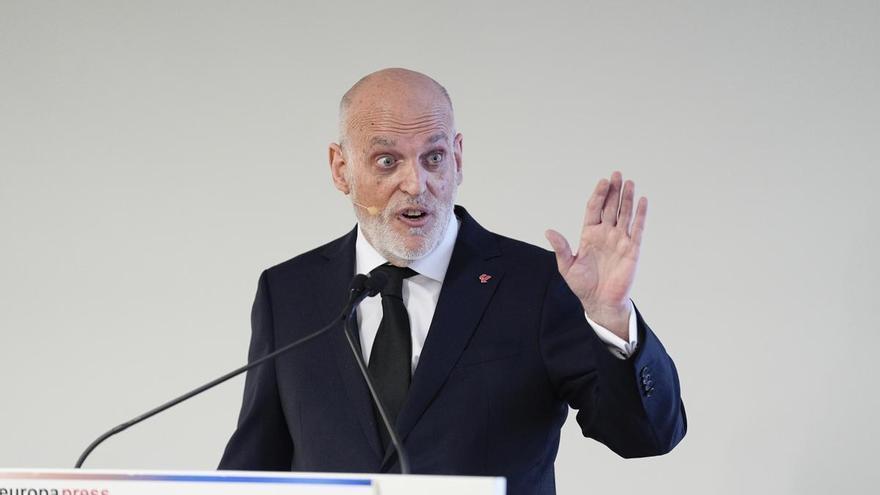 Tebas premiará con 50 euros al que denuncie una emisión ilegal de fútbol