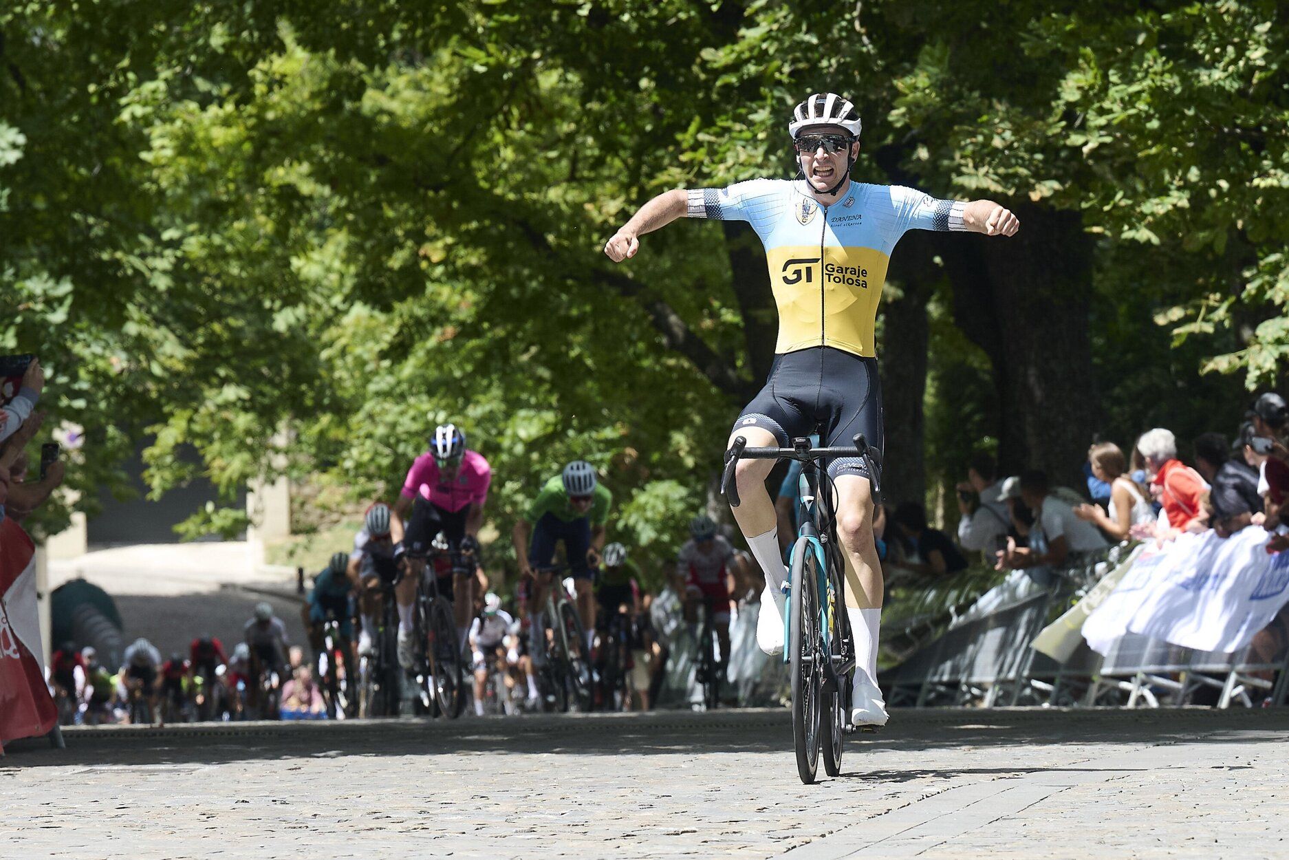 Fotos del final de la Vuelta a Pamplona