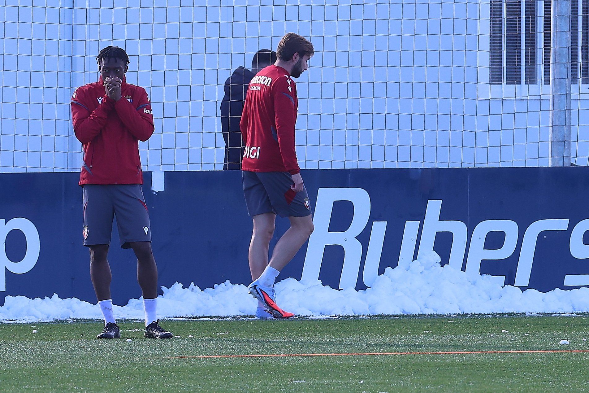 Fotos del entrenamiento de Osasuna (viernes 21 de noviembre de 2025)