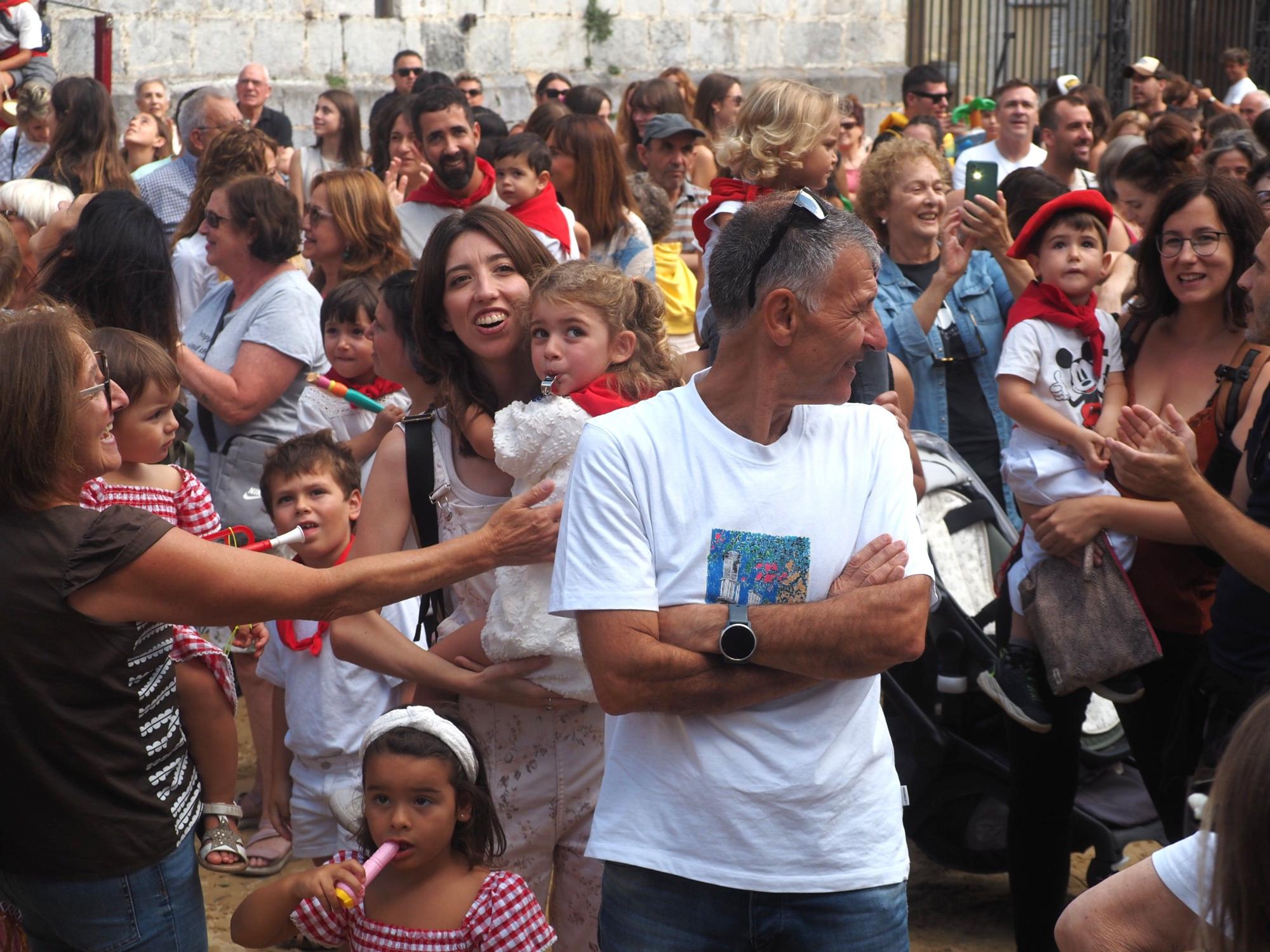 Zestoa ya respira ambiente de fiesta