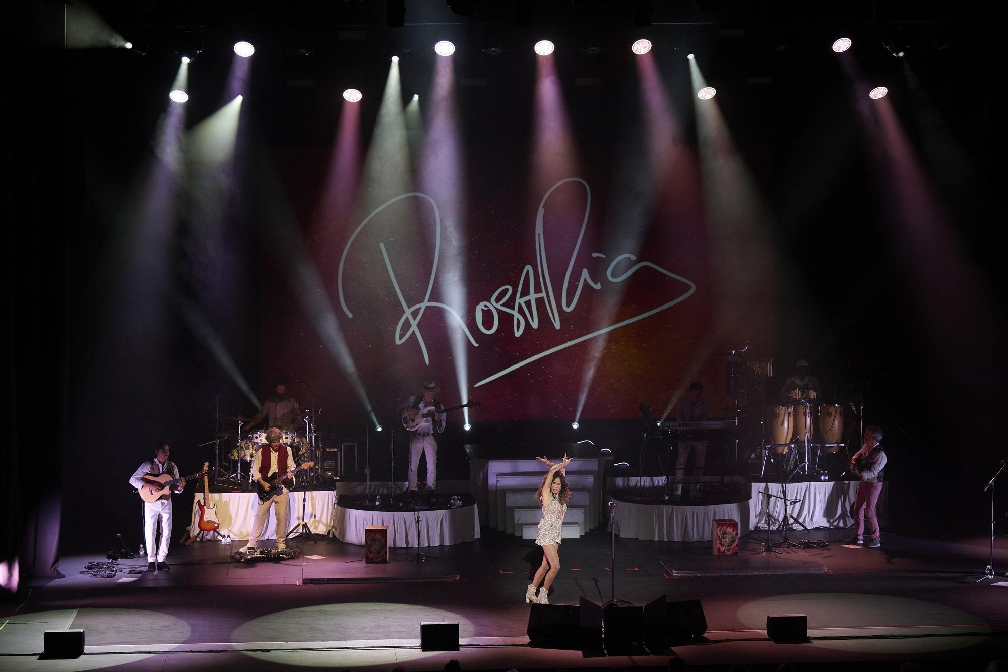 Fotos del concierto de Rosario Flores en Baluarte