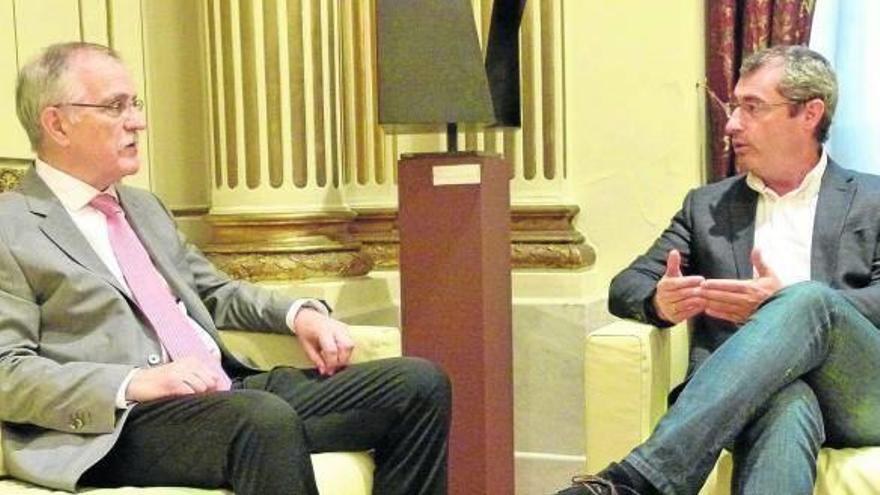 Diputación y Mondragon celebran su primera reunión