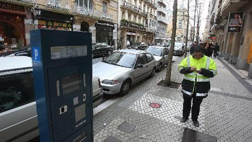 El Gobierno municipal de Donostia propone simplificar el procedimiento para obtener la tarjeta de residentes