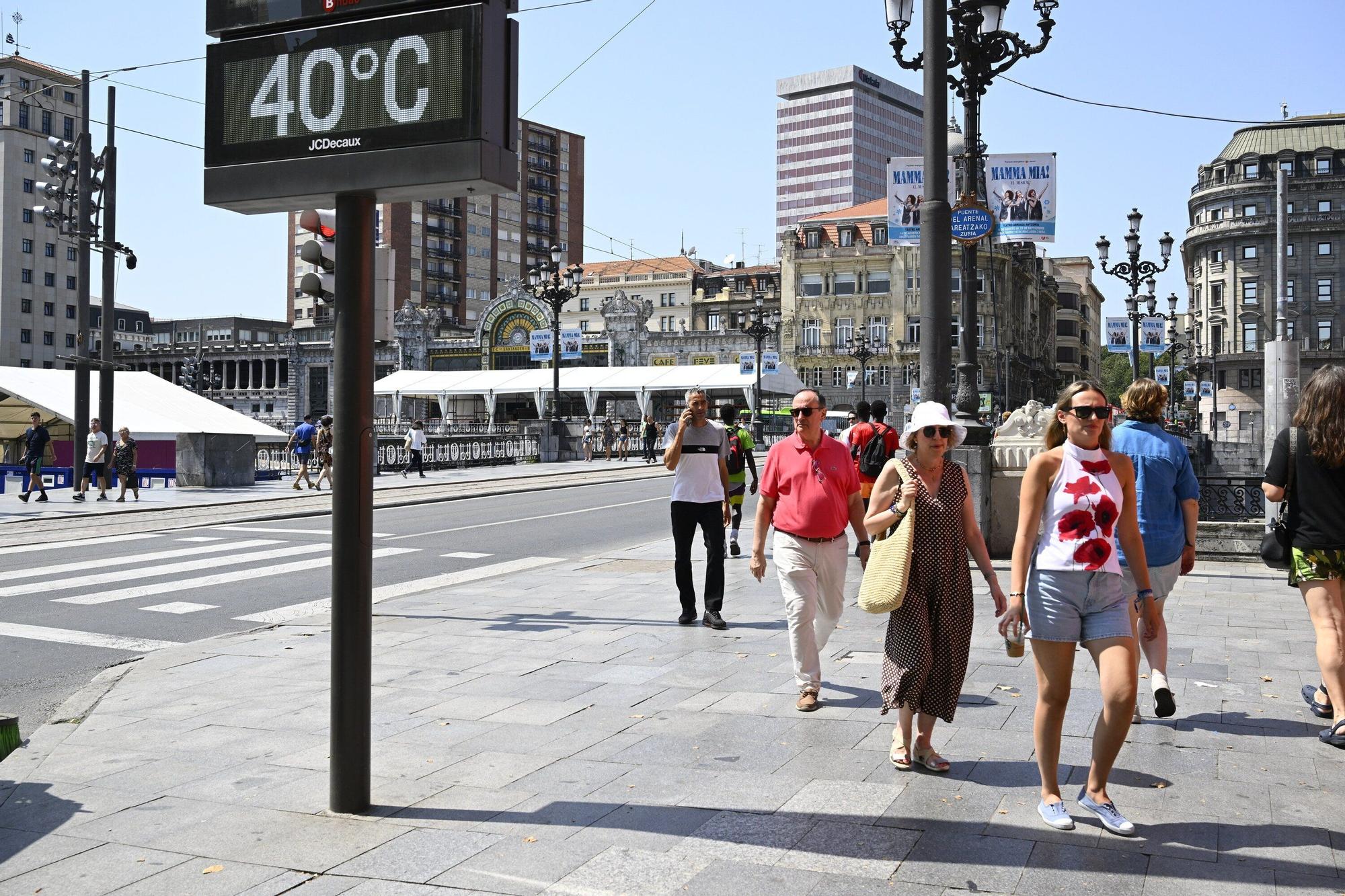 En imágenes: Bizkaia, en alerta por calor extremo: hasta 38 grados en el interior