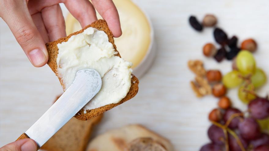 Aprende a hacer queso de untar con un solo ingrediente