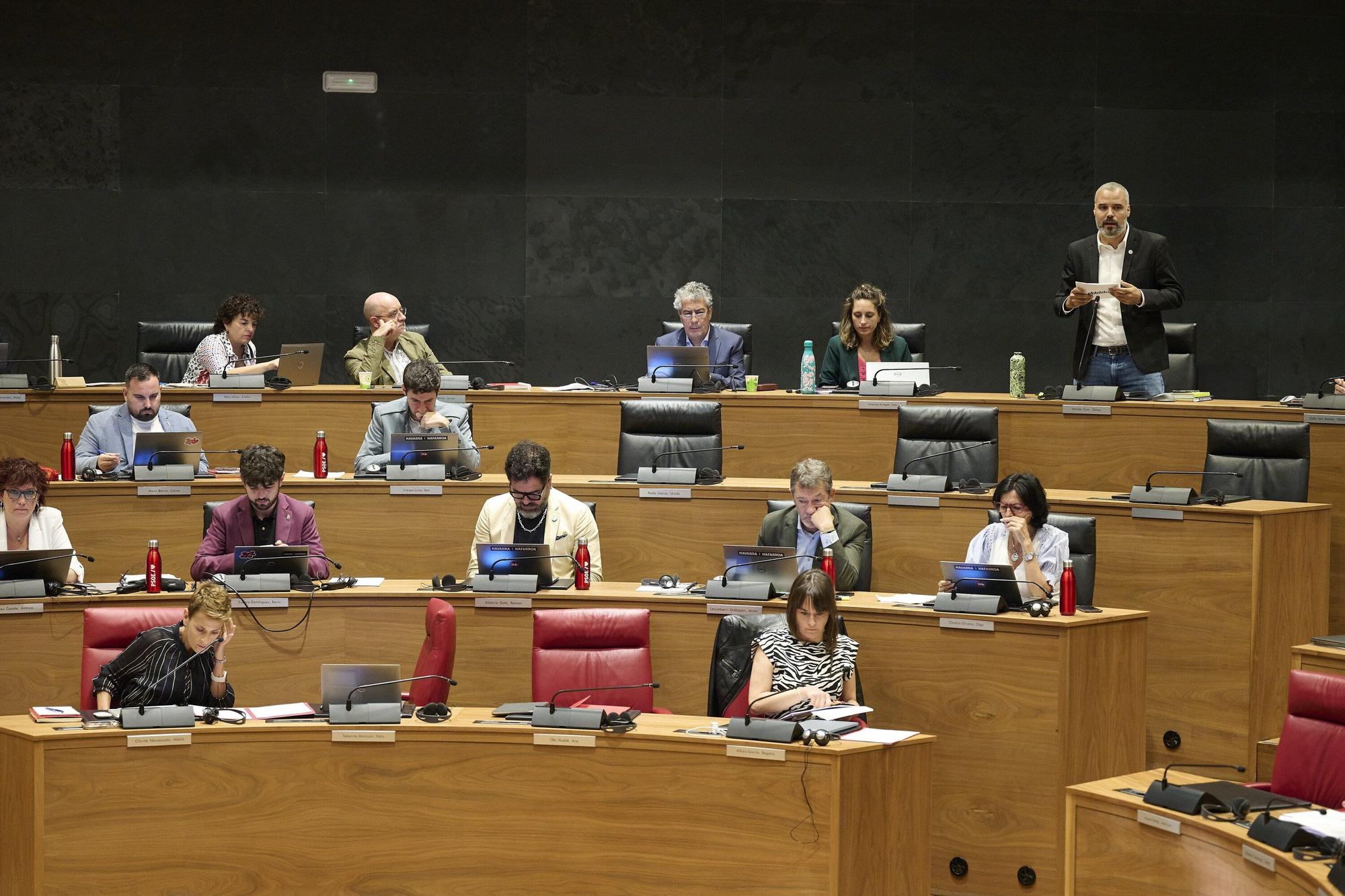 Fotos del pleno del Parlamento de Navarra (primero del curso 2025-26)