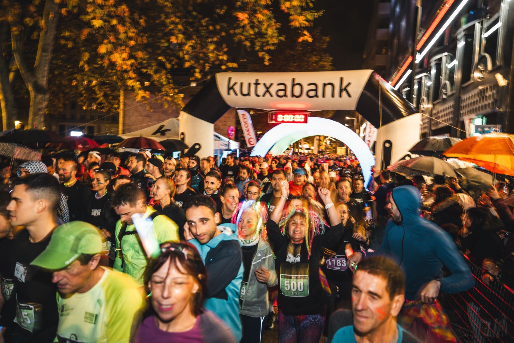 Las mejores imáganes de la Giroa Veolia Vitoria Night Run