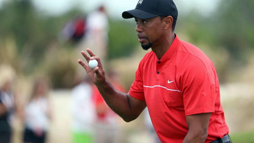 Tiger Woods regresa tras año y medio de baja