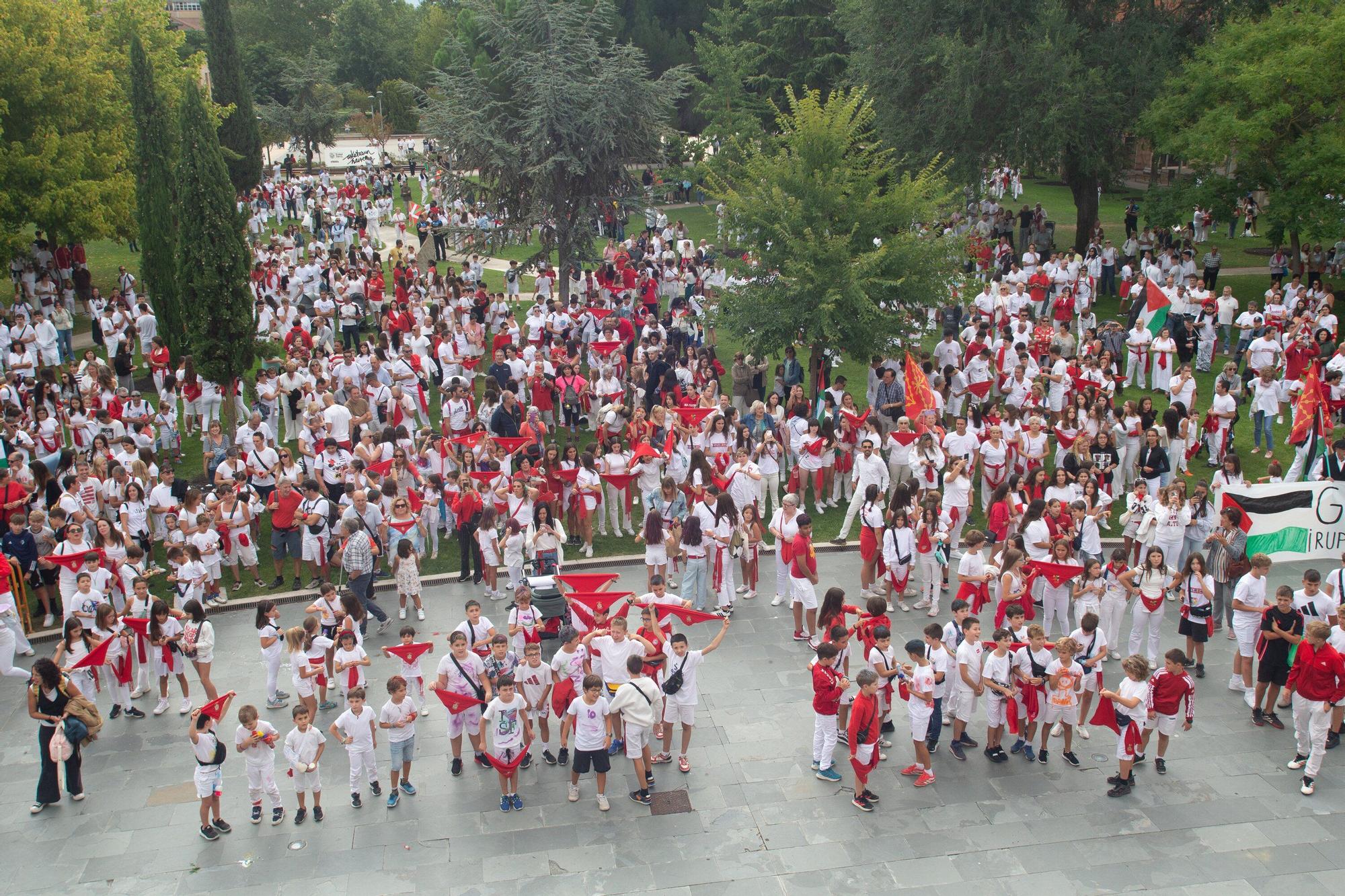 Fotos del cohete de fiestas de Zizur 2025