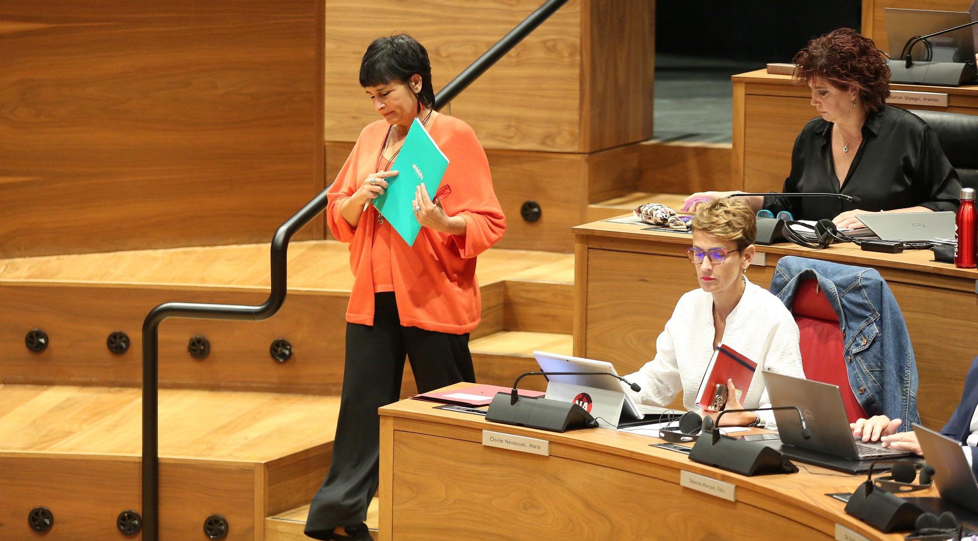 Fotos del pleno del Parlamento de Navarra del jueves 2 de octubre
