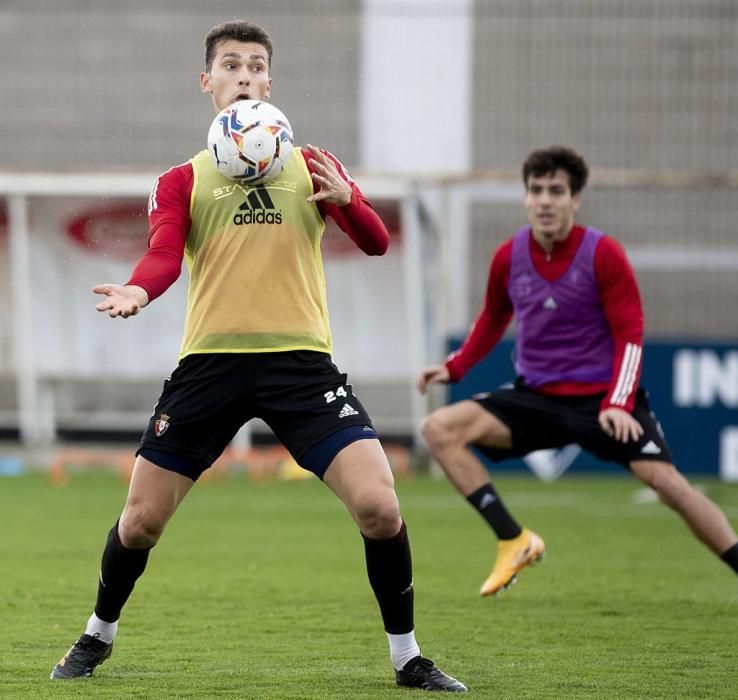 Primer entrenamiento de Jonás Ramalho con Osasuna