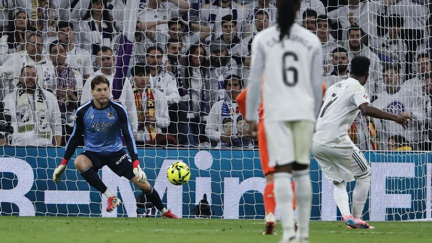 La Real cae ante el Real Madrid con dos penaltis polémicos (4-1)