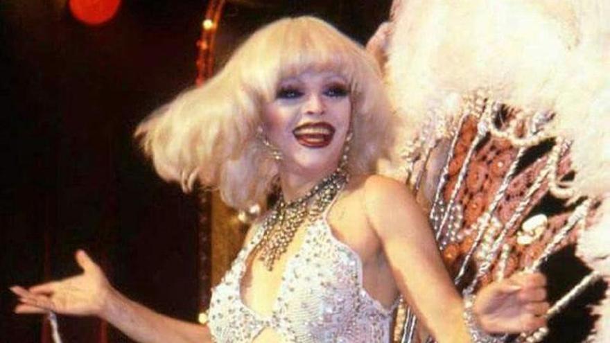 Fallece a los 87 años la vedete Dolly Van Doll, pionera del transformismo