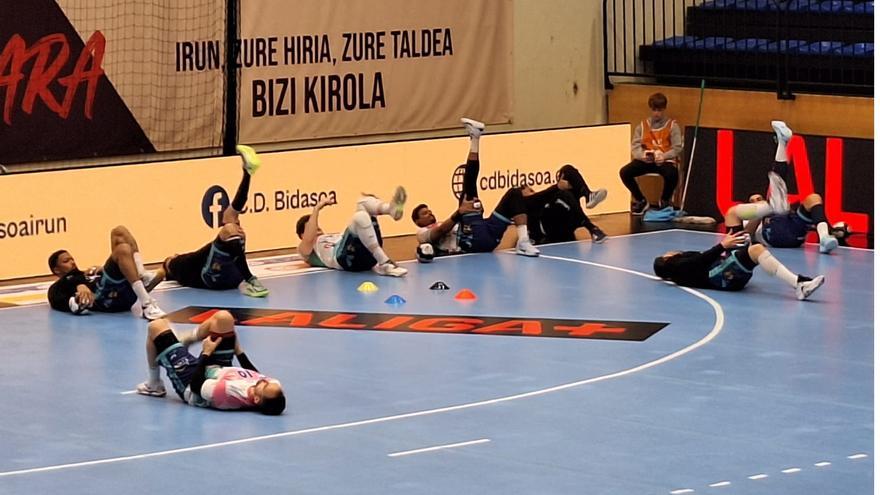 Una inoportuna presencia incomoda en Artaleku antes del Bidasoa-Ángel Ximénez