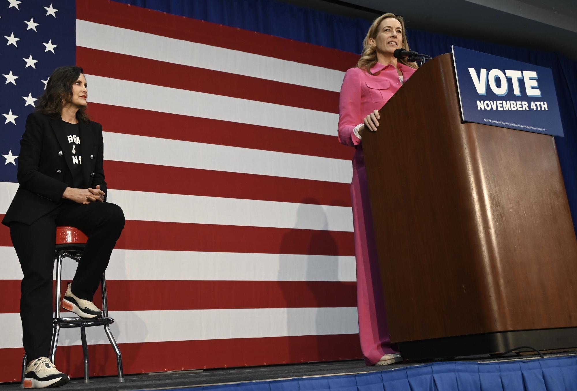 La excongresista Mikie Sherrill. 