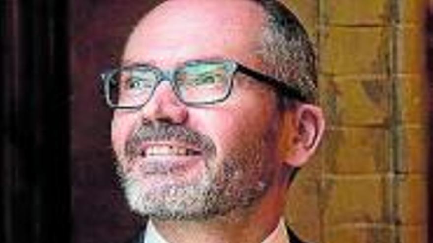 Vox pide detener al exvicepresident del Parlament