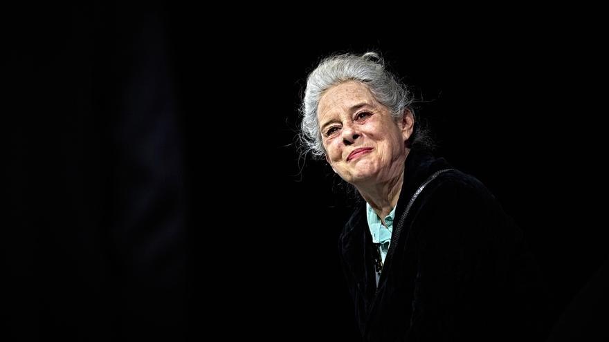 &#039;Todos pájaros&#039; llega este domingo 19 al Teatro Gayarre con Vicky Peña al frente del elenco
