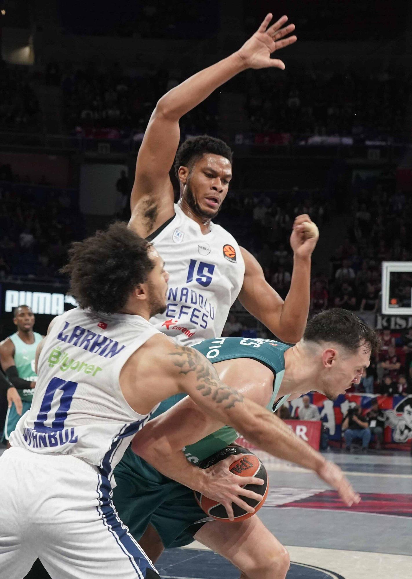 Las mejores imáganes del Baskonia 86-75 Anadolu Efes