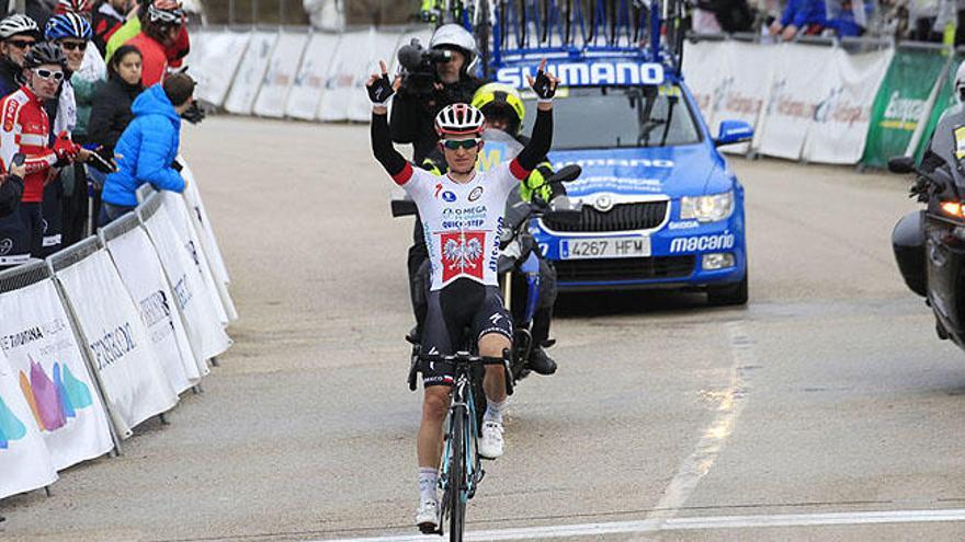 Michal Kwiatkowski se pone en camino