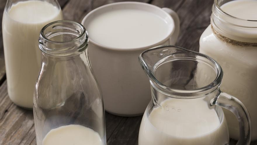 Un experto en entrenamiento desvela "el engaño" de la leche en el que sigues cayendo