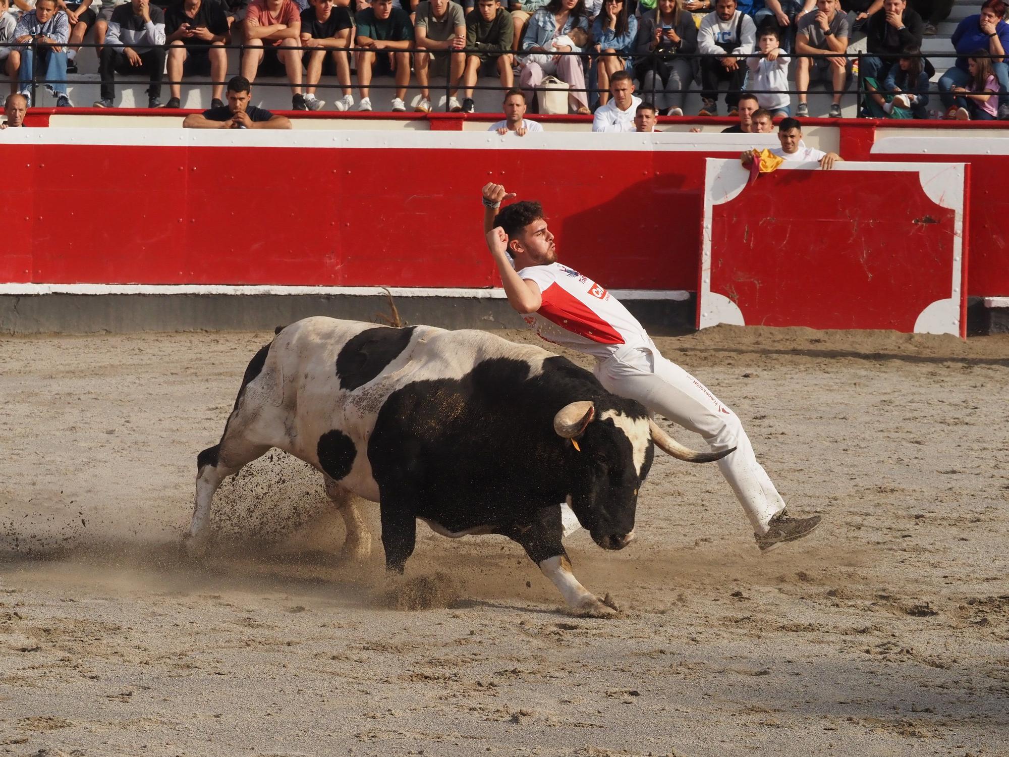El extremeño Israel Pérez 'Ruso' se estrena con victoria en el Campeonato de Recortadores de Azpeitia