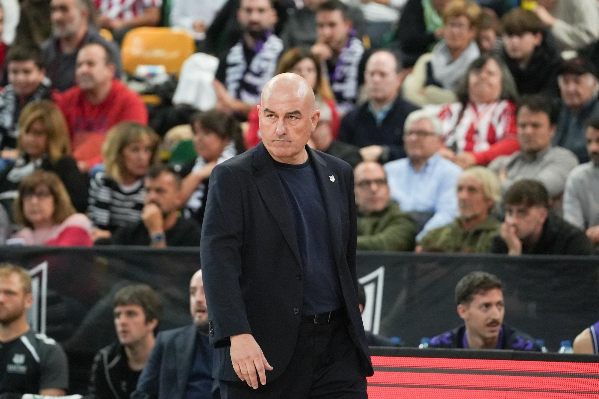 En imágenes: el Surne Bilbao Basket arrolla sin piedad al Zaragoza