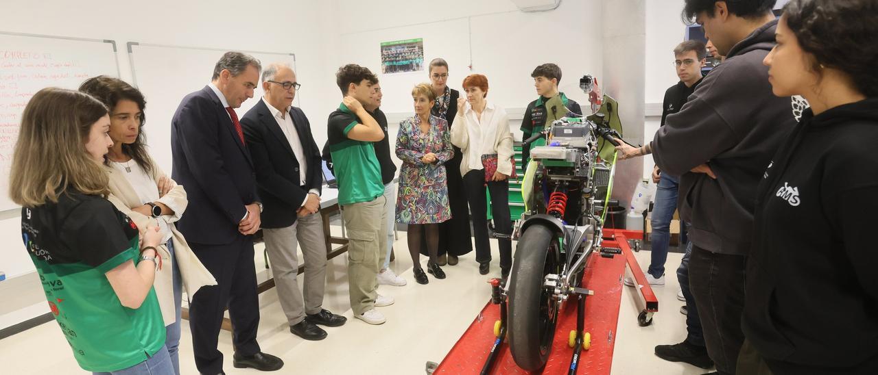 En imágenes: Inauguración del Mobility Lab Campus en la Escuela de Ingeniería de Vitoria-Gasteiz