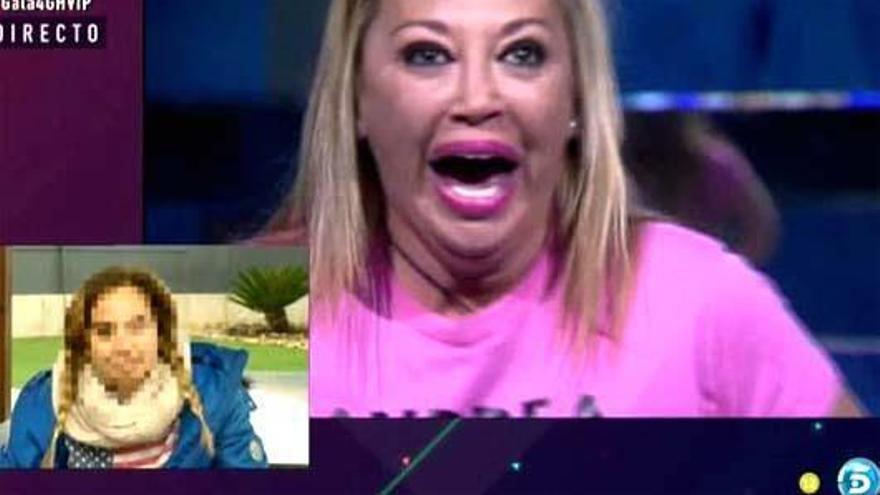 Andrea Janeiro, en la parte inferior izquierda de la imagen, en el mensaje que hizo enloquecer de alegría a su madre.