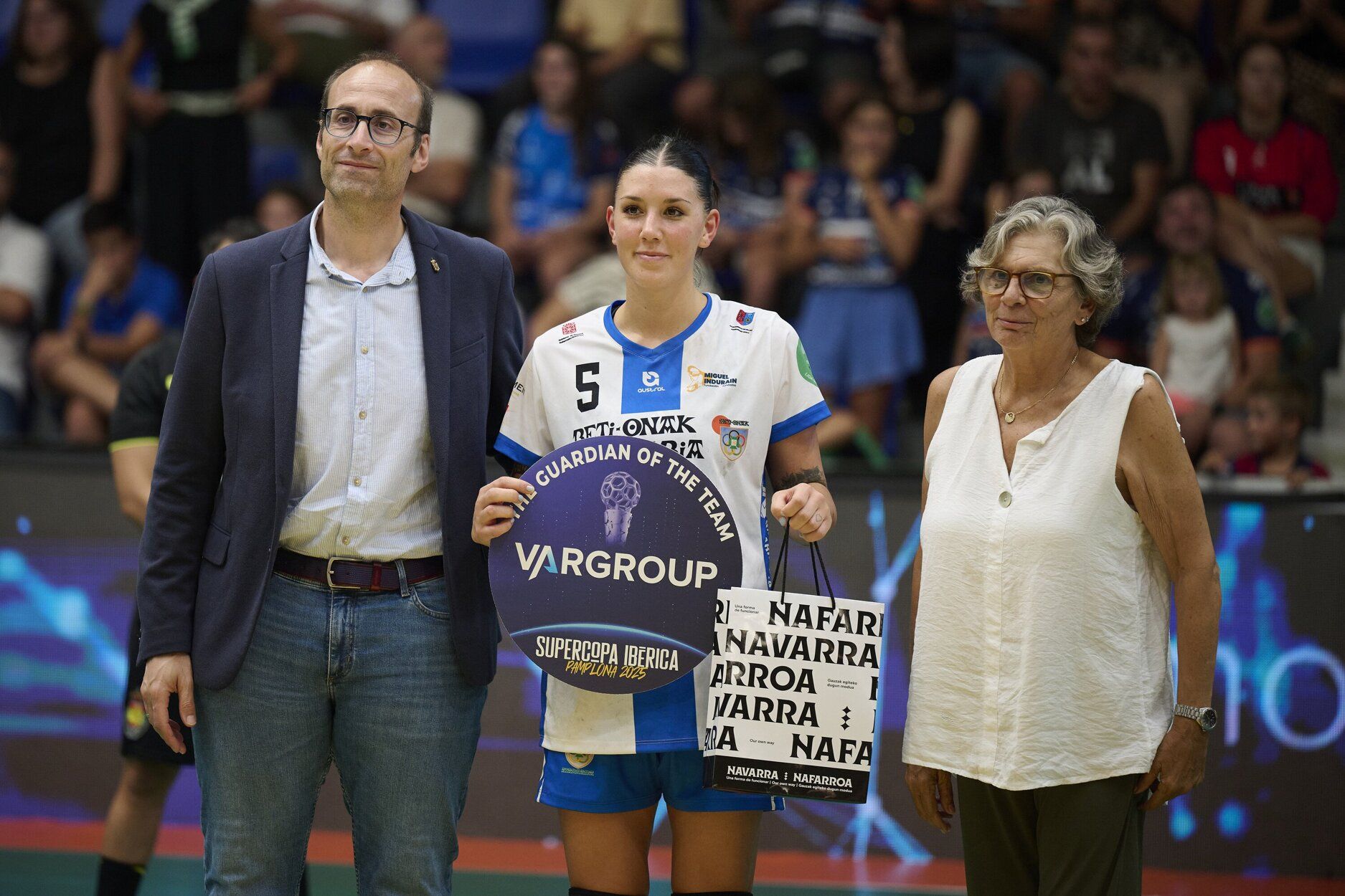 Fotos del partido entre Replasa Beti Onak y Madeira