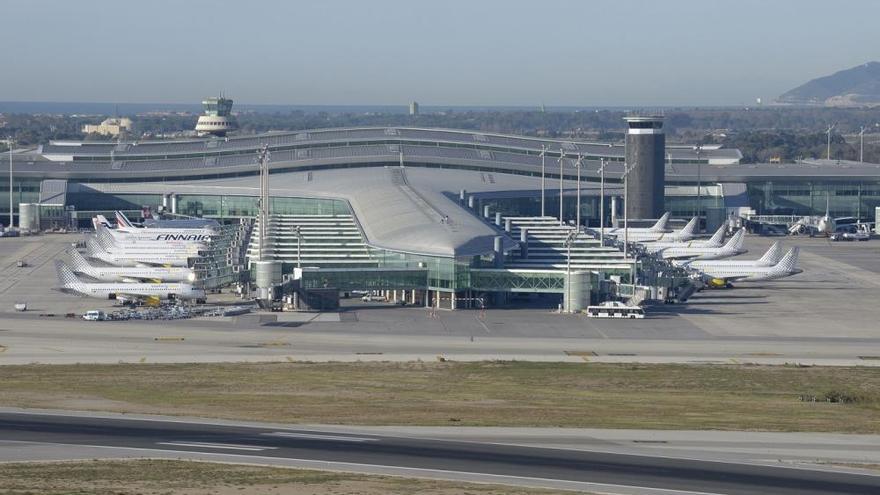 El Gobierno español suspende la inversión en el Aeropuerto de El Prat