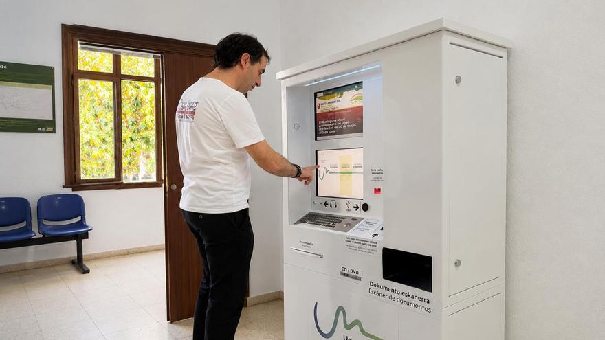 Ugao pone en servicio su primer cajero ciudadano para facilitar los trámites municipales