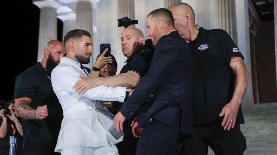 Topuria caldea el ambiente en la Casa Blanca: empuja a Gaethje y eleva la tensión de la histórica velada