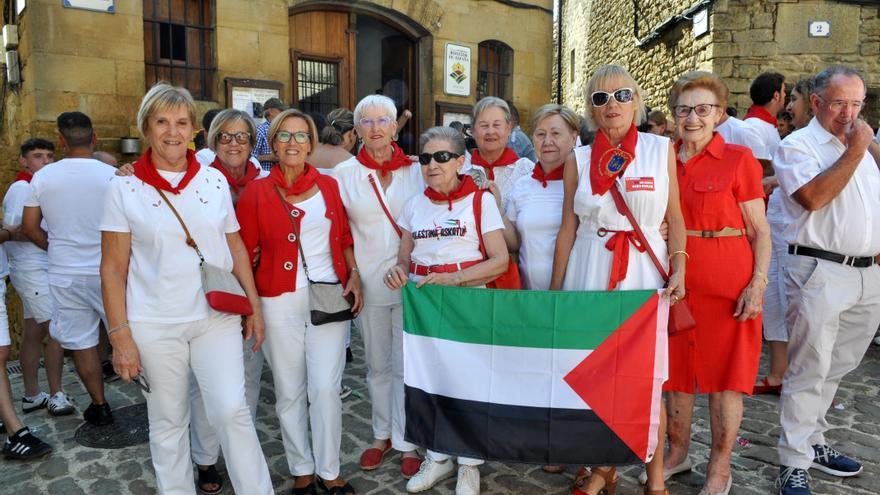Chupinazo por las mujeres rurales en Ujué