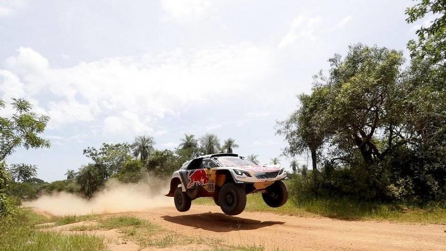 Loeb conquista la segunda etapa y se aúpa al liderato