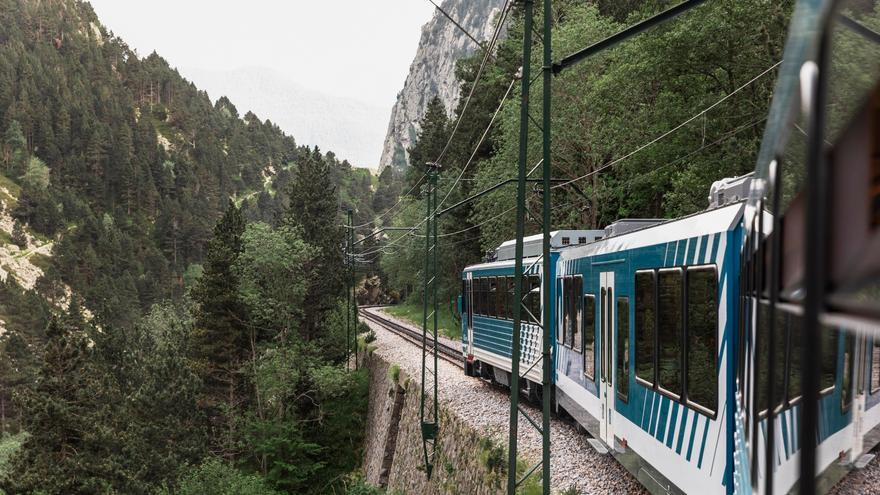 Seis objetos que debes de llevar en tu próximo viaje en tren para superar contratiempos