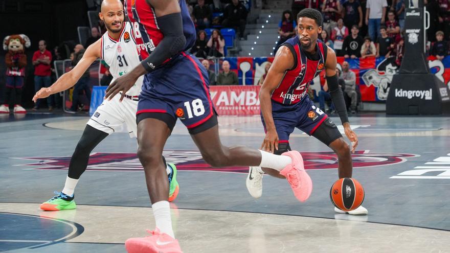 En imágenes: Baskonia se impone a Armani Milán con solvencia