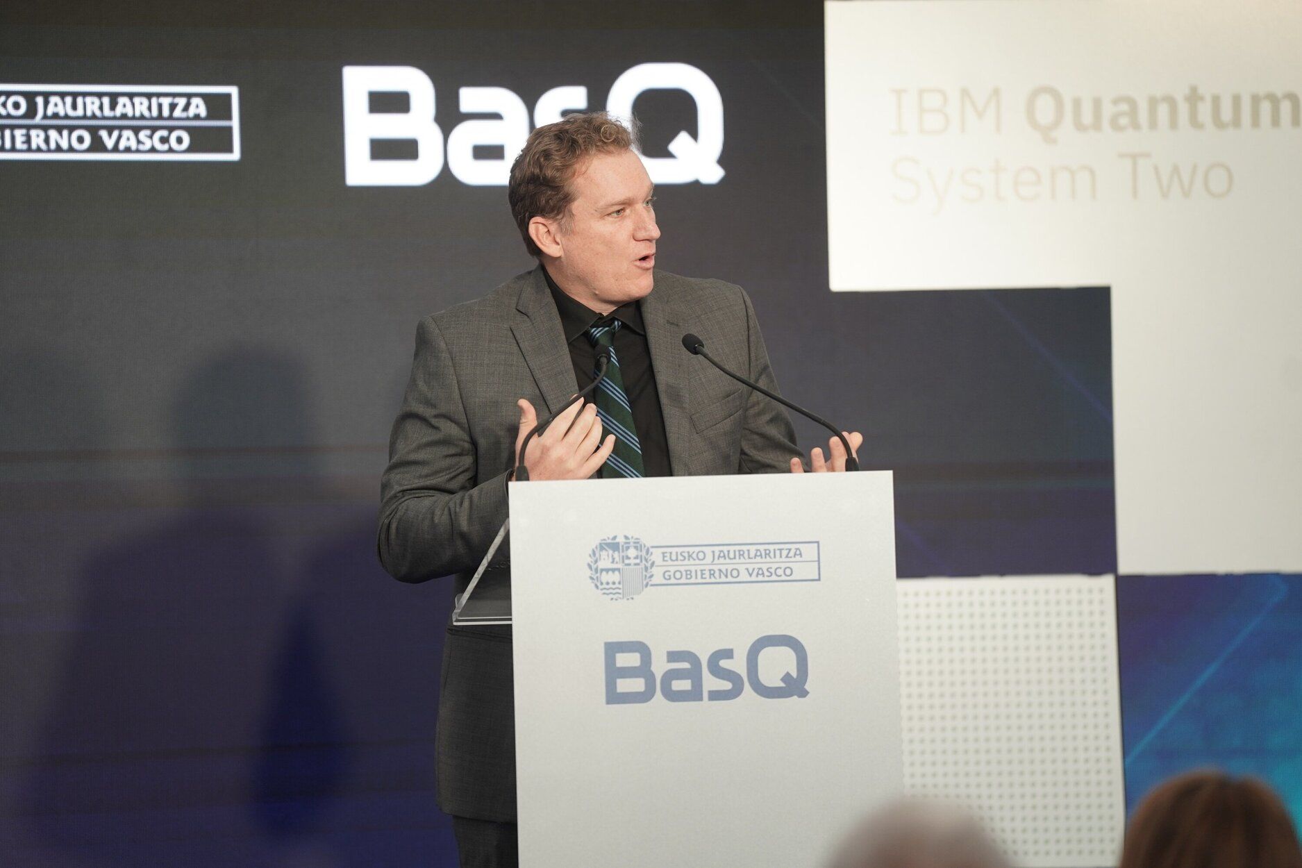Las entrañas del superordenador cuántico de IBM, al descubierto