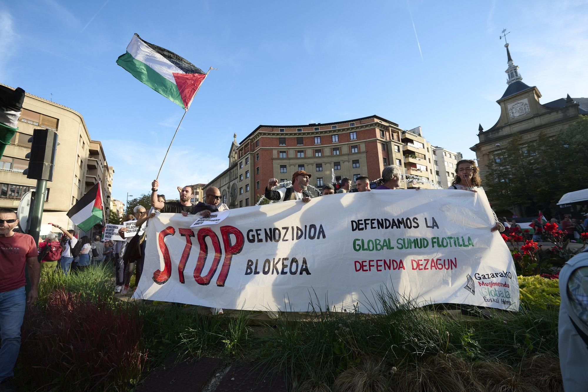 Concentración en Pamplona contra la detención de la flotilla humanitaria a Palestina