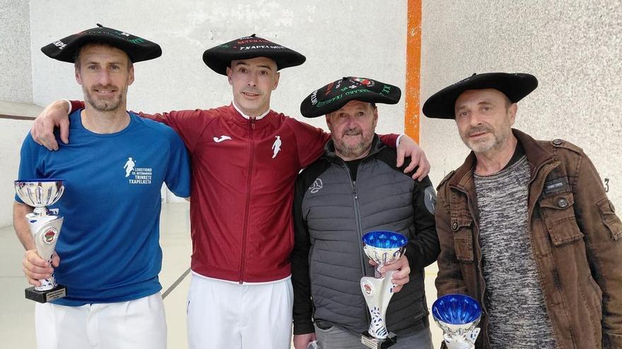 Latxi eta Arrillaga nagusi Lekeitioko Master 40 finalean