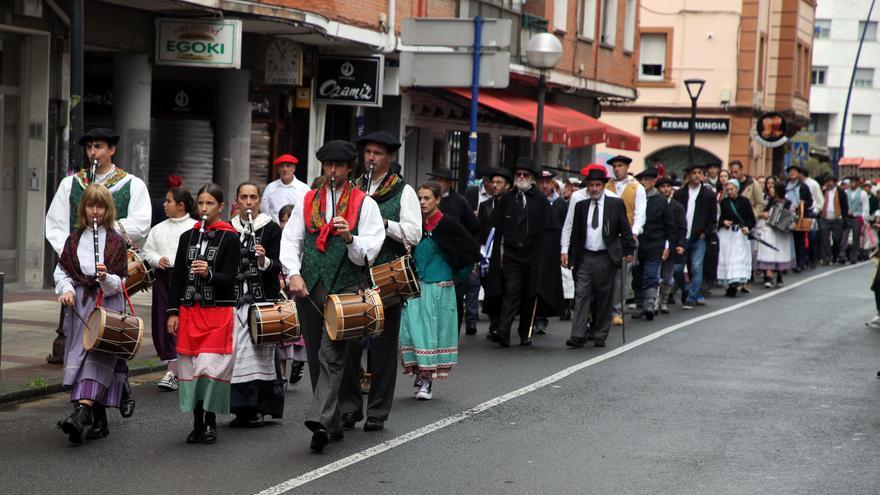 Mungia revive sus costumbres con la celebración de Lore Jokoak
